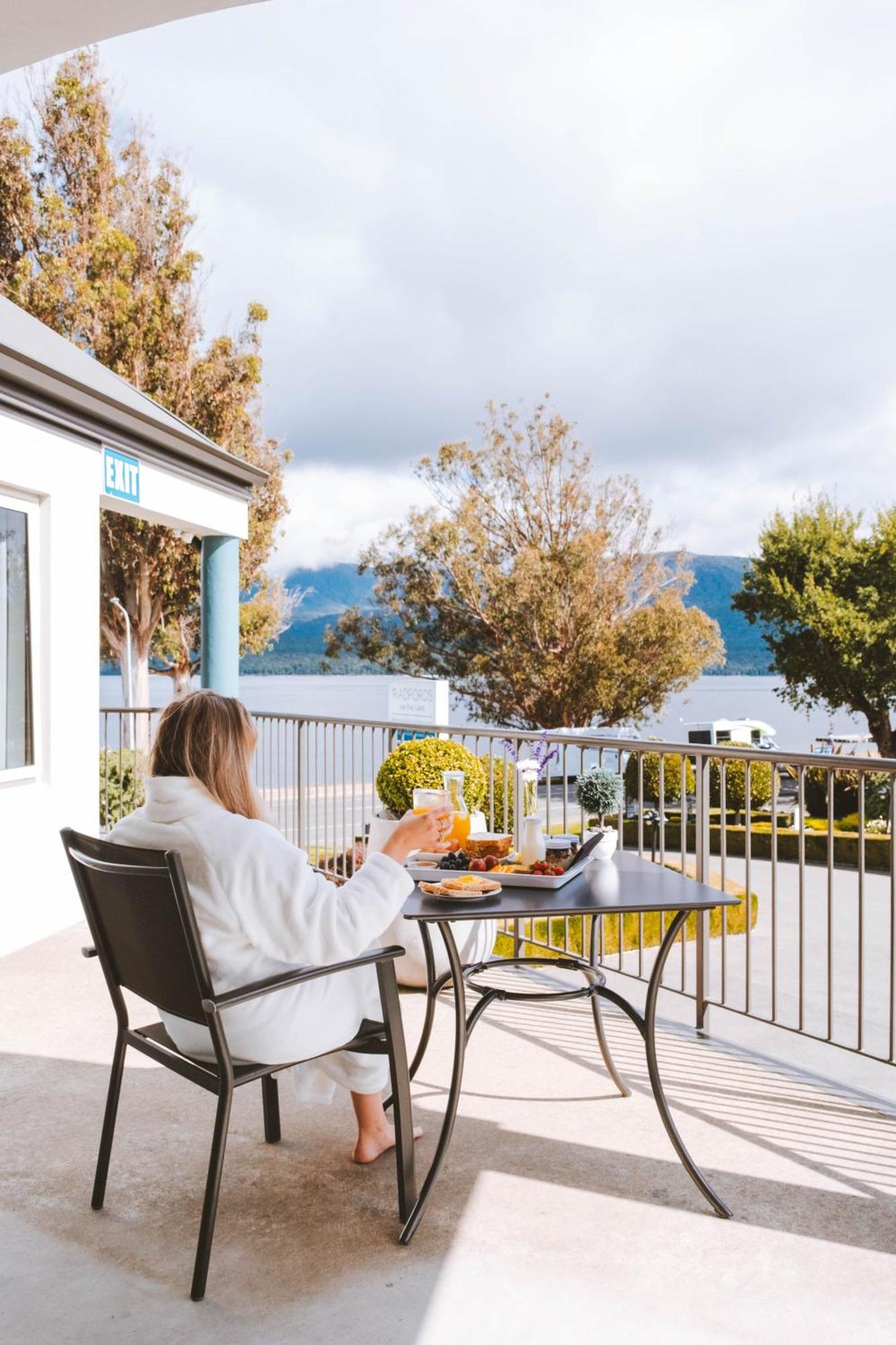 Radfords On The Lake Te Anau Ngoại thất bức ảnh